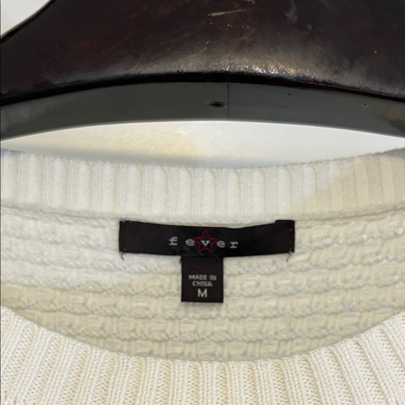Fever White Textured Knit Sweater Women’s Medium Long Sleeve Pullover Top - Picture 3 of 5